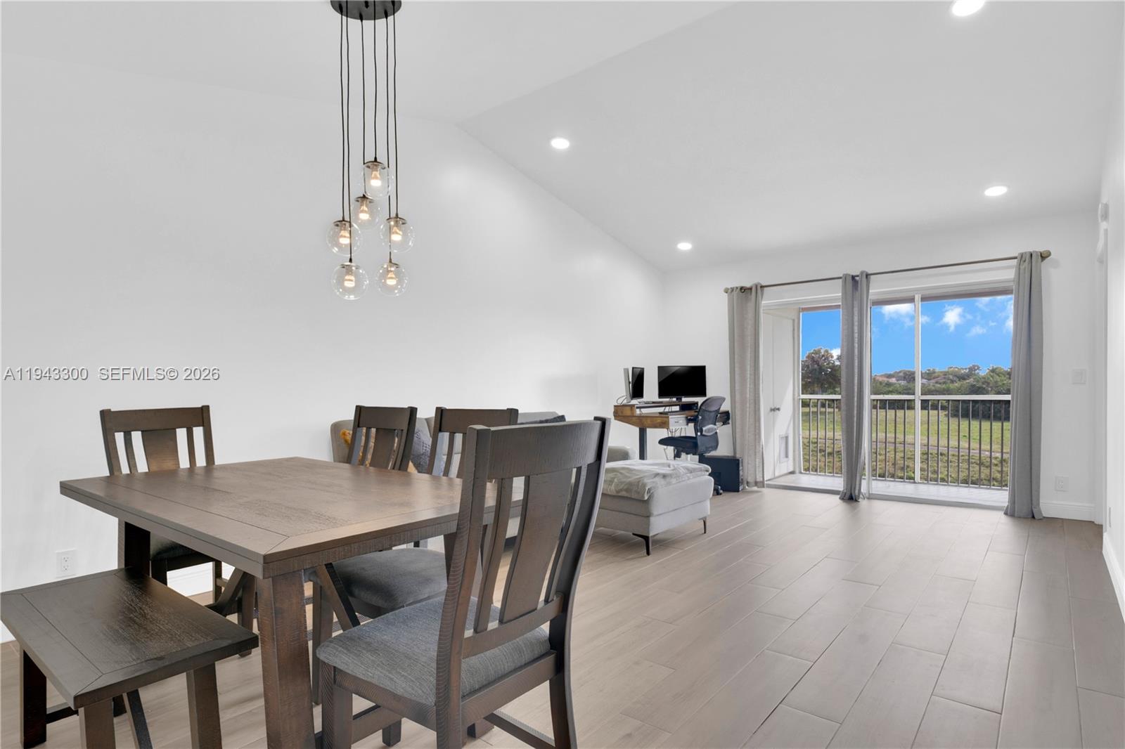 GOLFSIDE CONDO - Residential