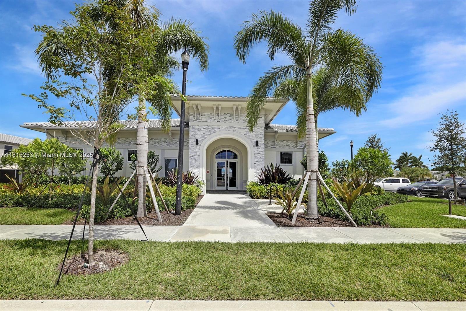 KEYS GATE RESIDENTIAL - Residential Lease