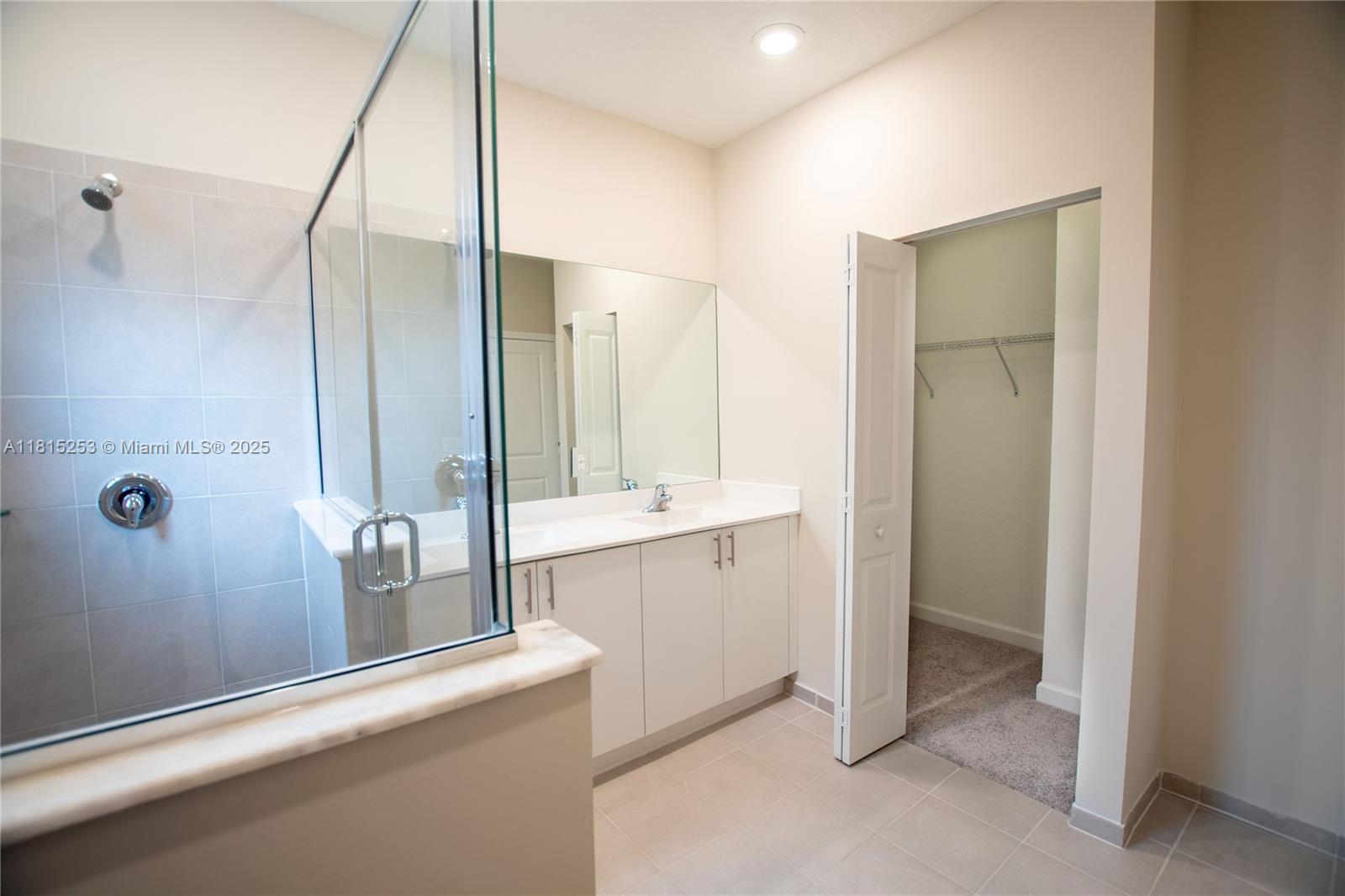 KEYS GATE RESIDENTIAL - Residential Lease