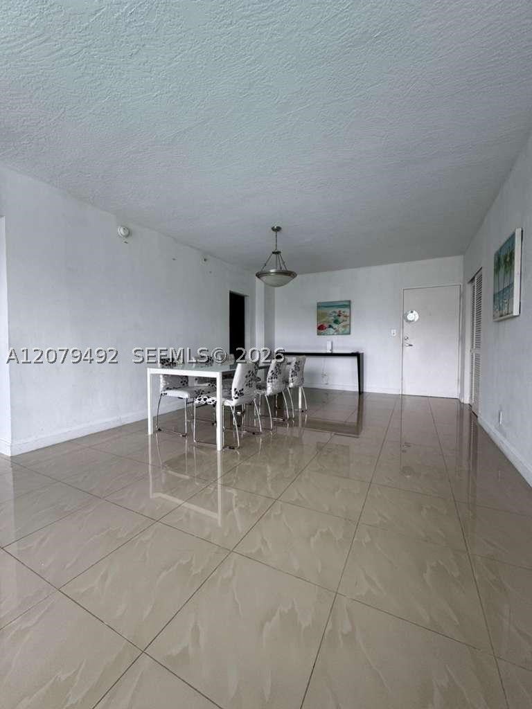 3000 S Ocean Dr 200