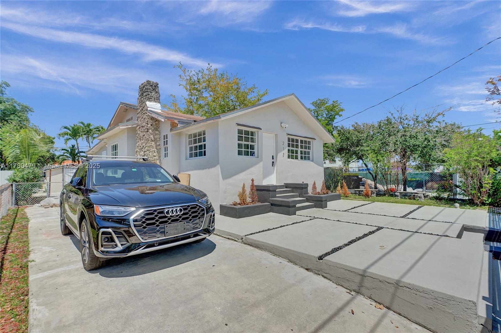 213 NW 34th Ter