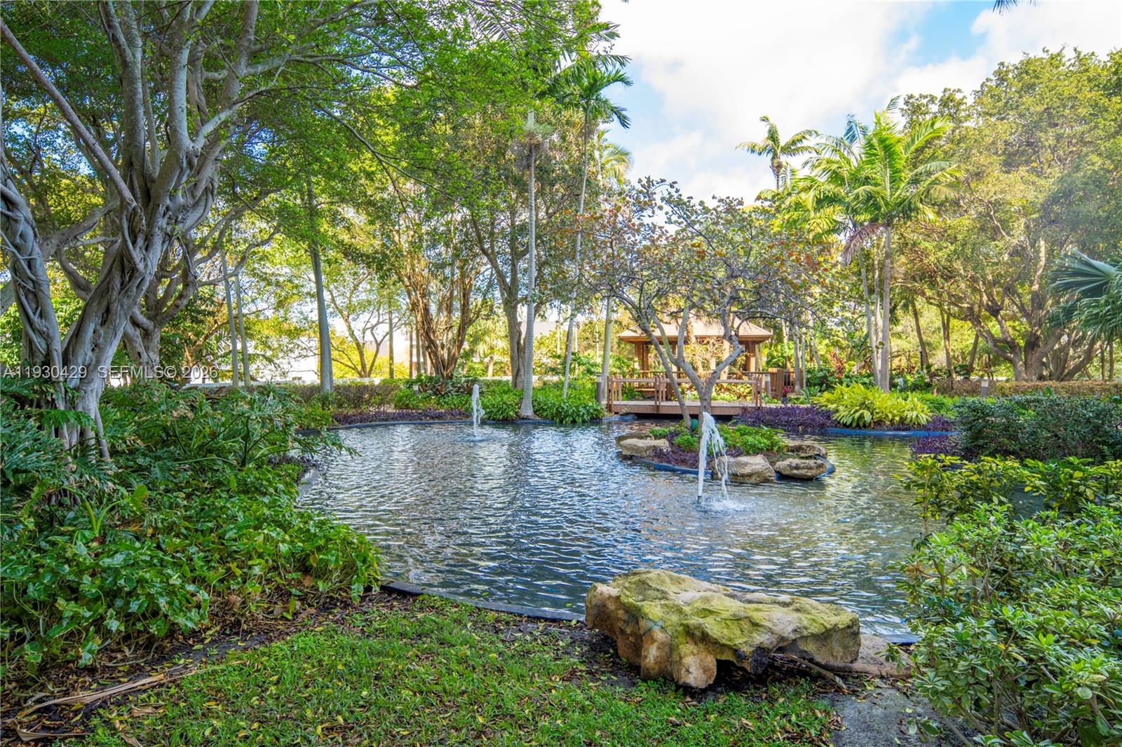THE TOWERS OF QUAYSIDE CO - Residential