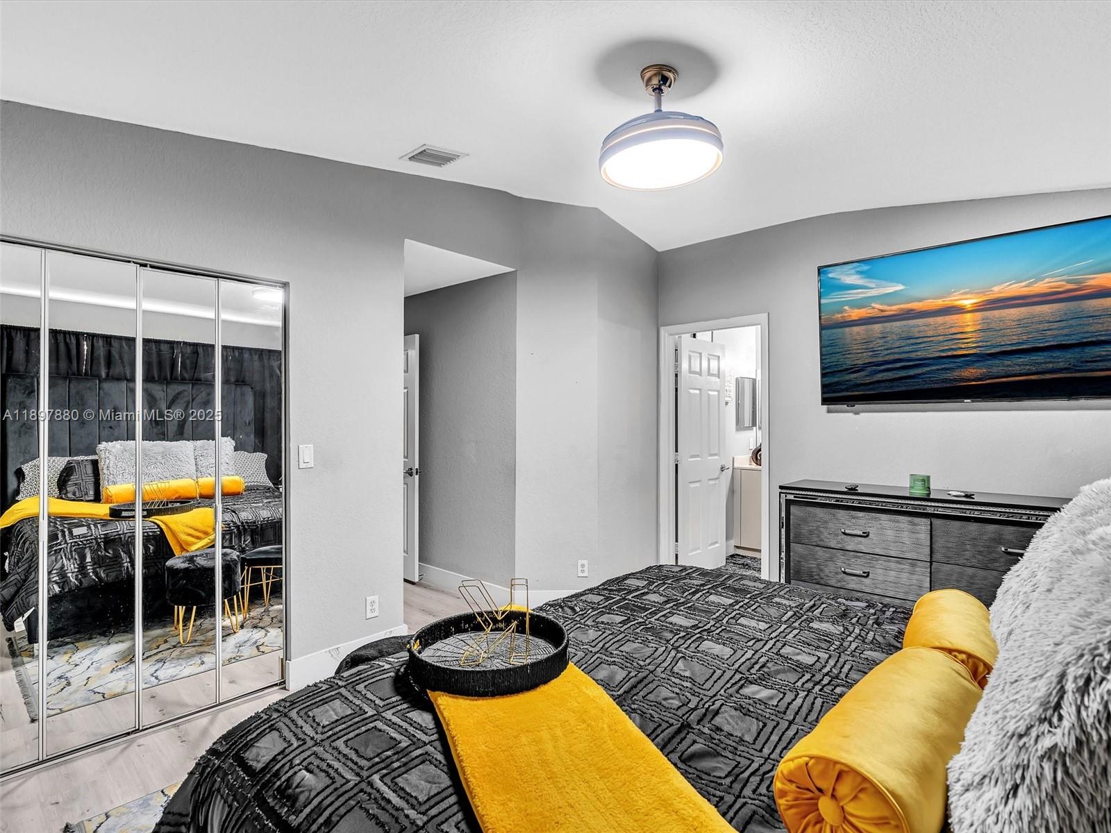 NEXT SUNRISE ENSEMBLE - Residential