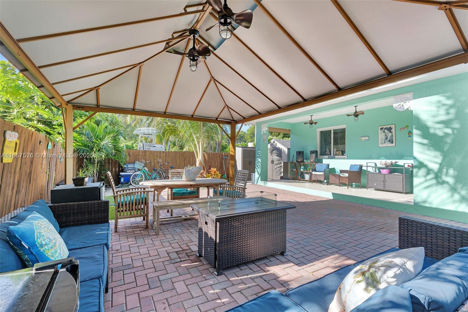 Experience Key Largo living in this well-kept 3-bed, 2-bath CBS home with 1,572 sqft of open space. The bright layout features large windows, a modern kitchen with stainless steel appliances, granite countertops, and ample storage. Enjoy the private, fenced yard with a new gazebo, plus brand-new hurricane-impact windows, doors, and a metal roof for added safety and efficiency. An added benefit is the assumable flood insurance policy, providing peace of mind and potential savings for the new owner.
Also, the Seller is willing to provide $5,000 towards the buyer's closing costs.
Located minutes from dining, shopping, and John Pennekamp State Park, this home also offers smart outlets, a tankless water heater, and no HOA fees. A true gem in the Keys—schedule your private tour today!