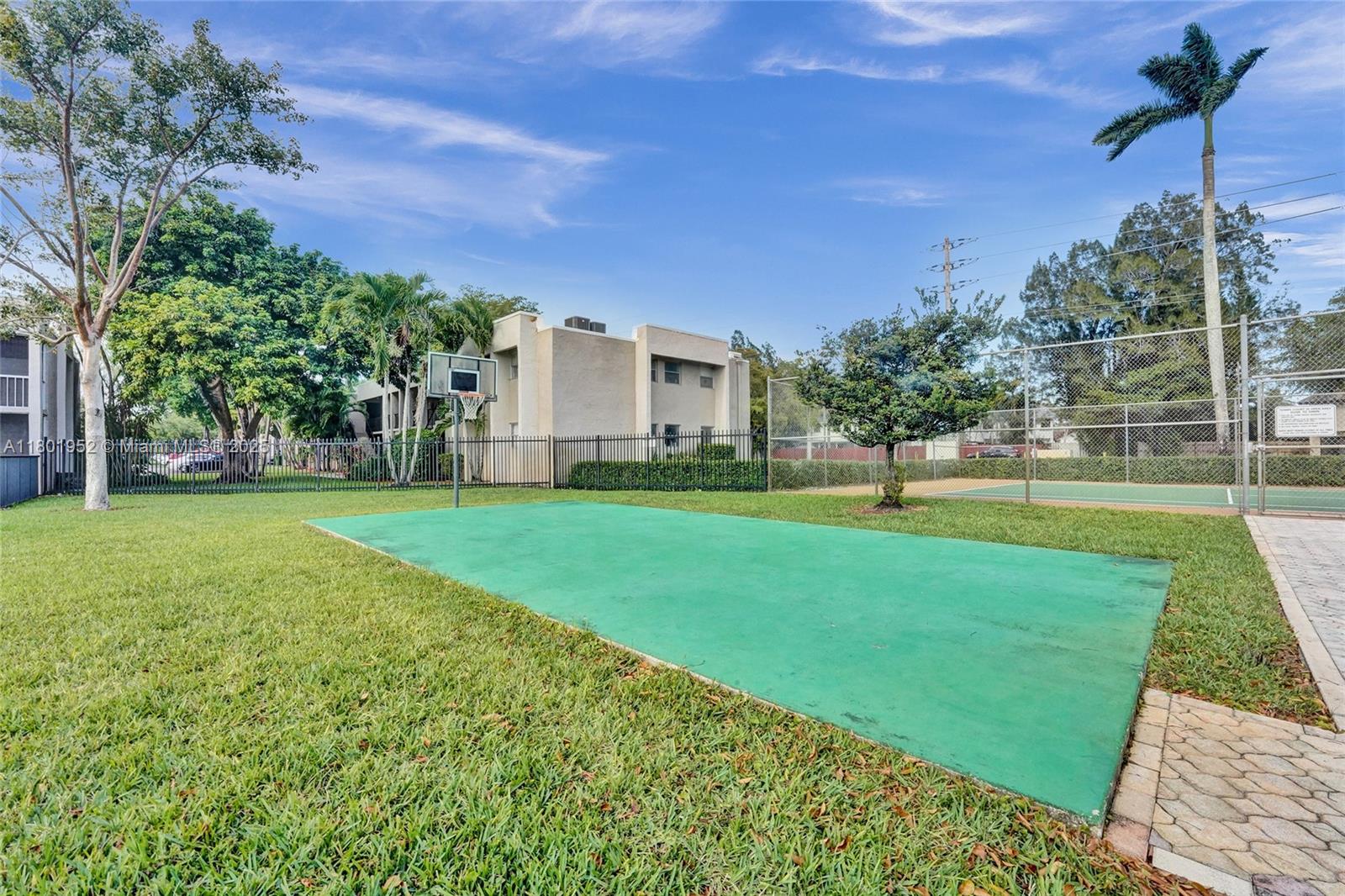ALPINE WOODS VILLA NO 2 C - Residential