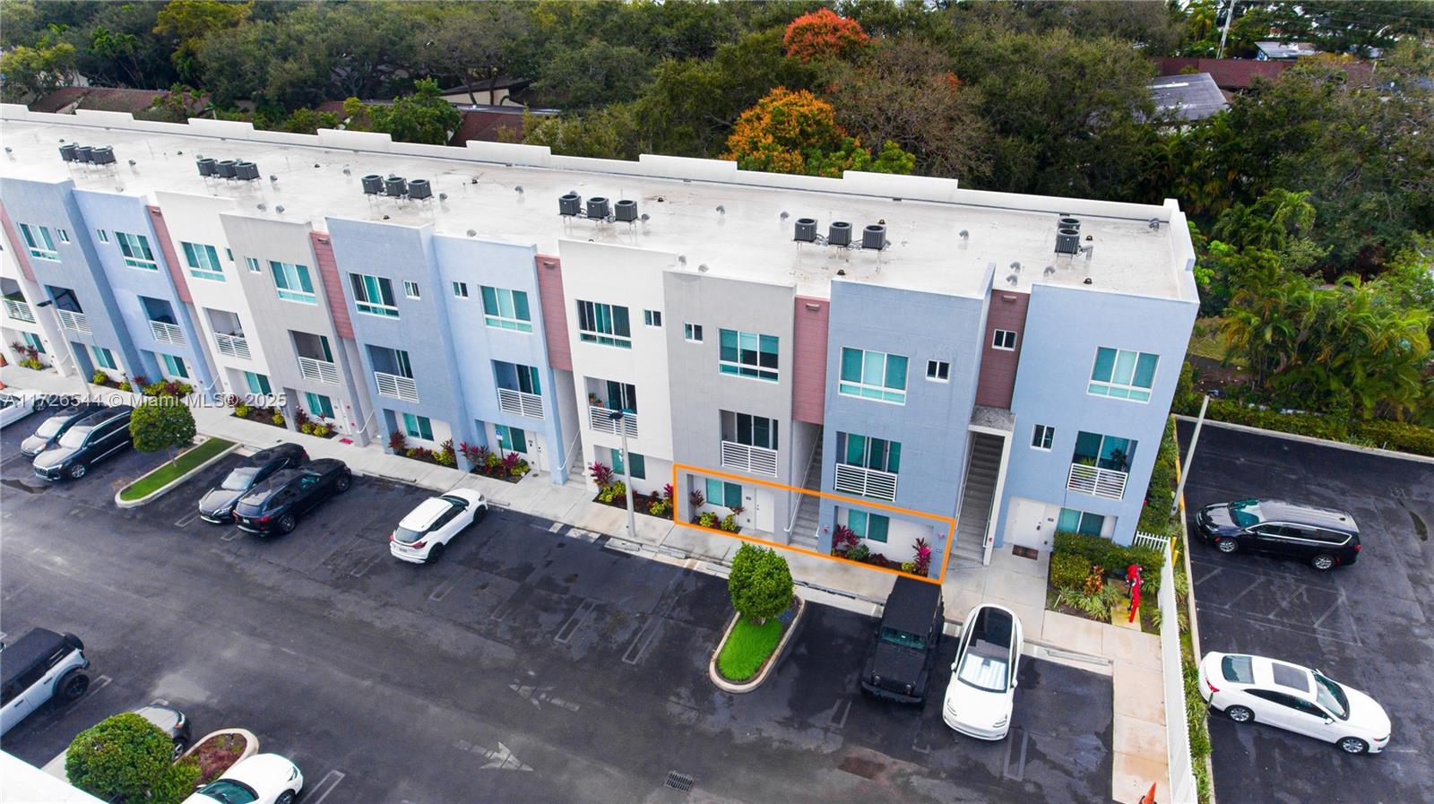 RIVERWOOD - Residential