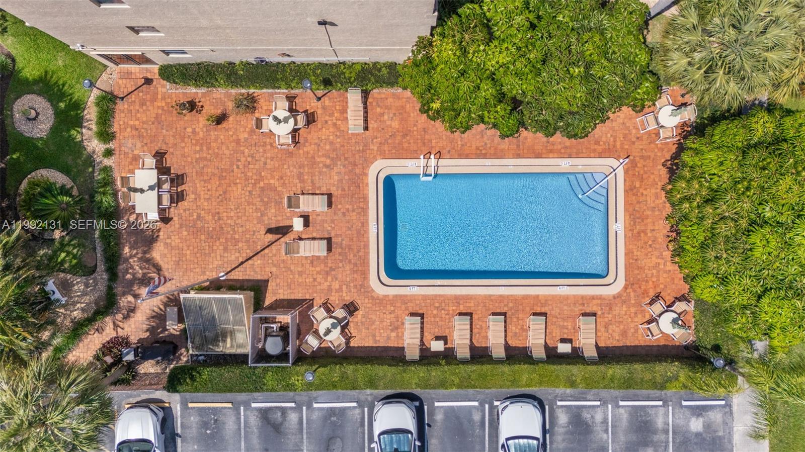 CASA VERANO CONDO - Residential