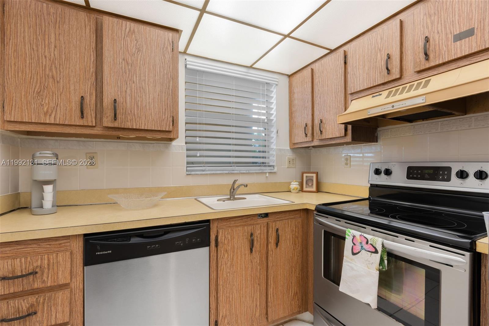 CASA VERANO CONDO - Residential