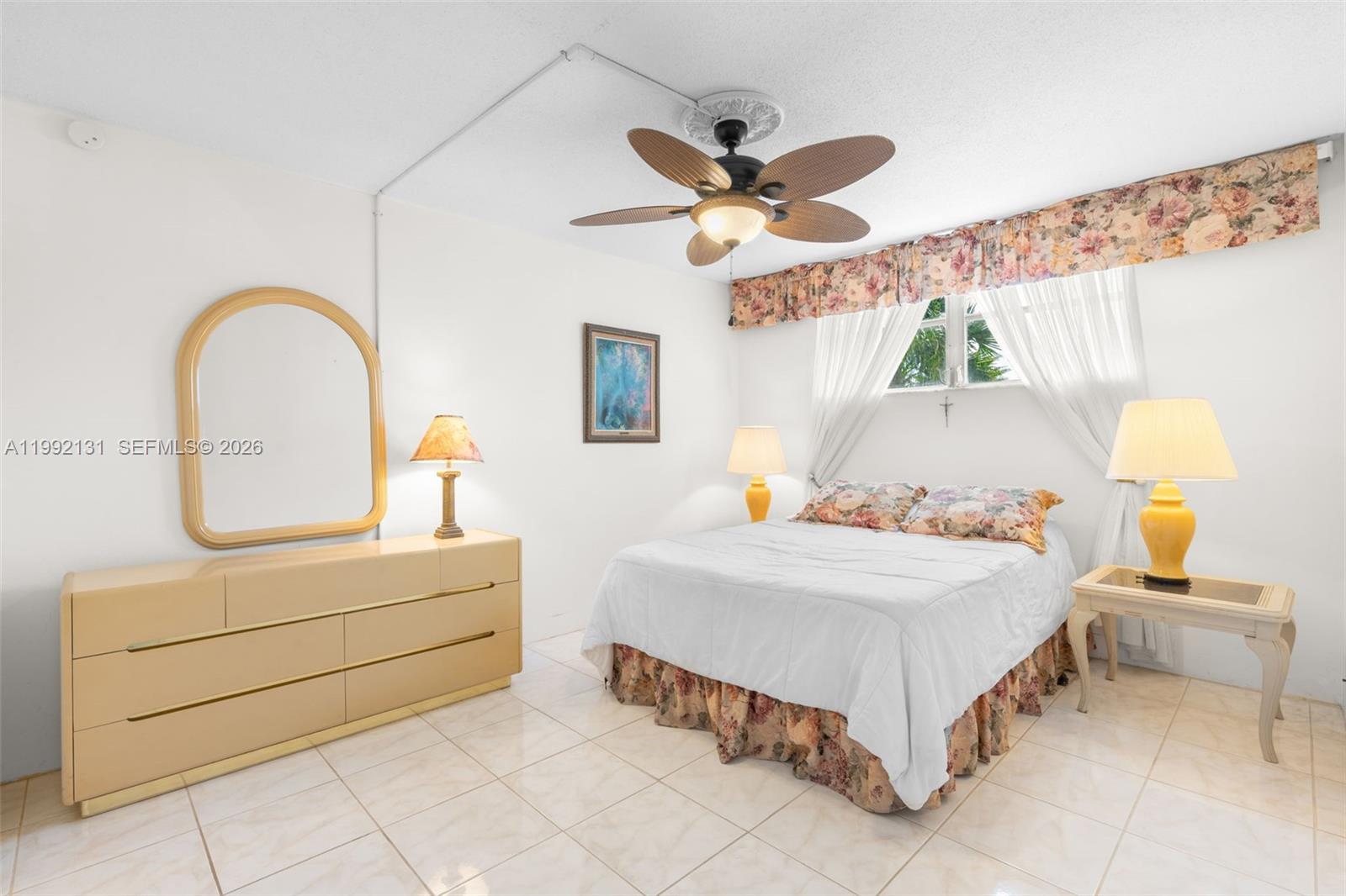 CASA VERANO CONDO - Residential