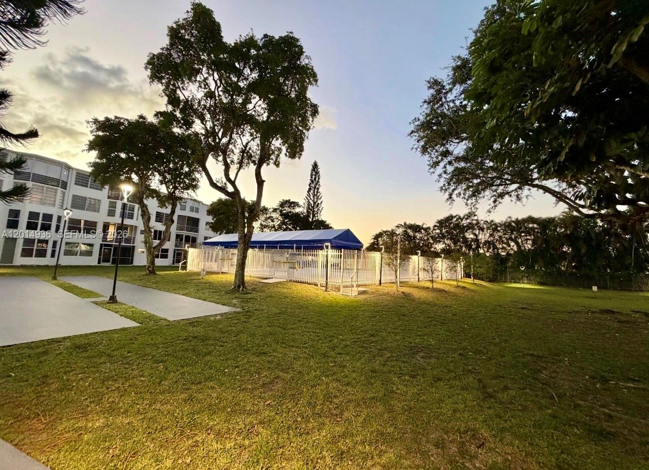 ROLLING GREEN CONDO E - Residential Lease