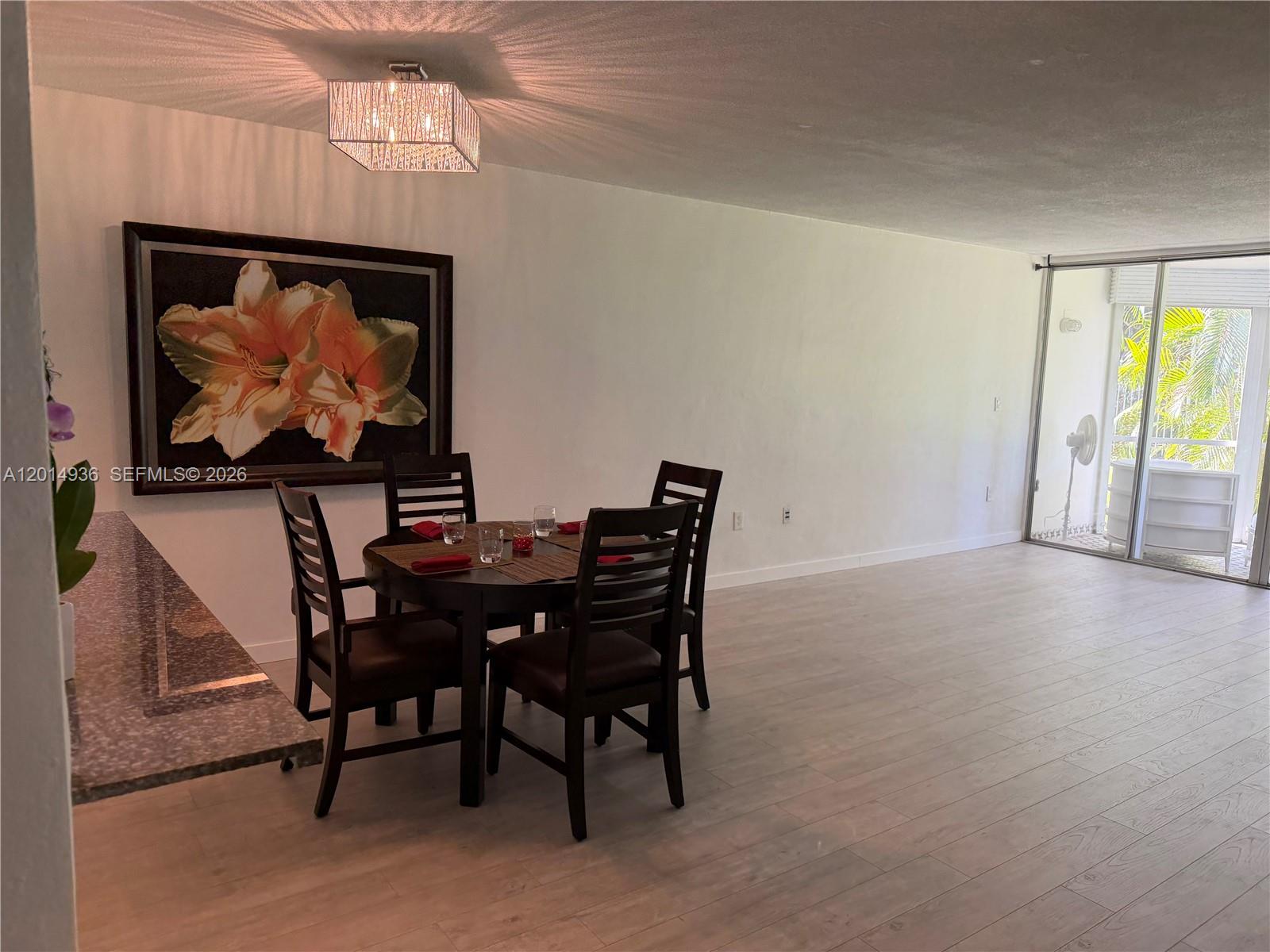 ROLLING GREEN CONDO E - Residential Lease