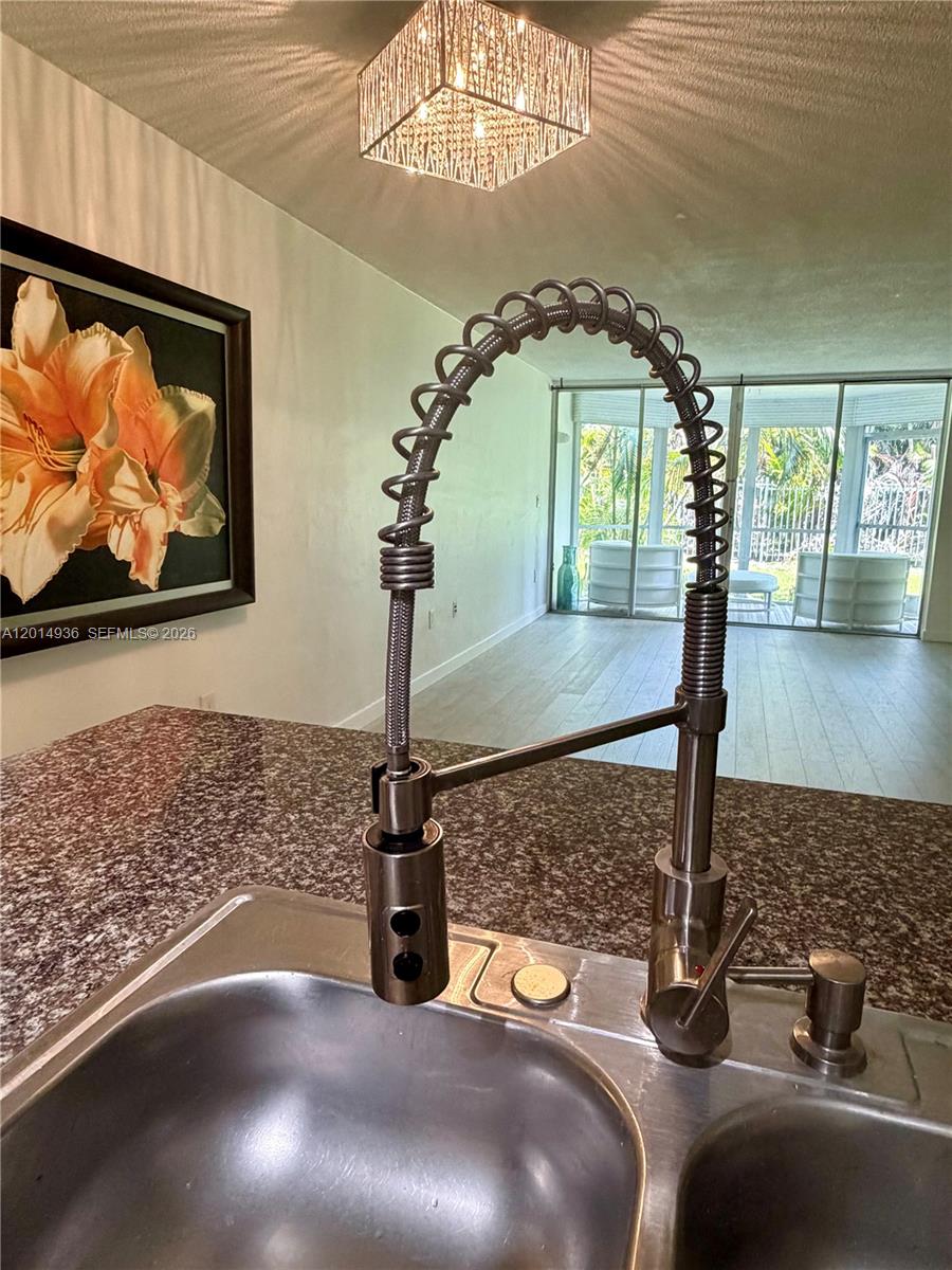 ROLLING GREEN CONDO E - Residential Lease