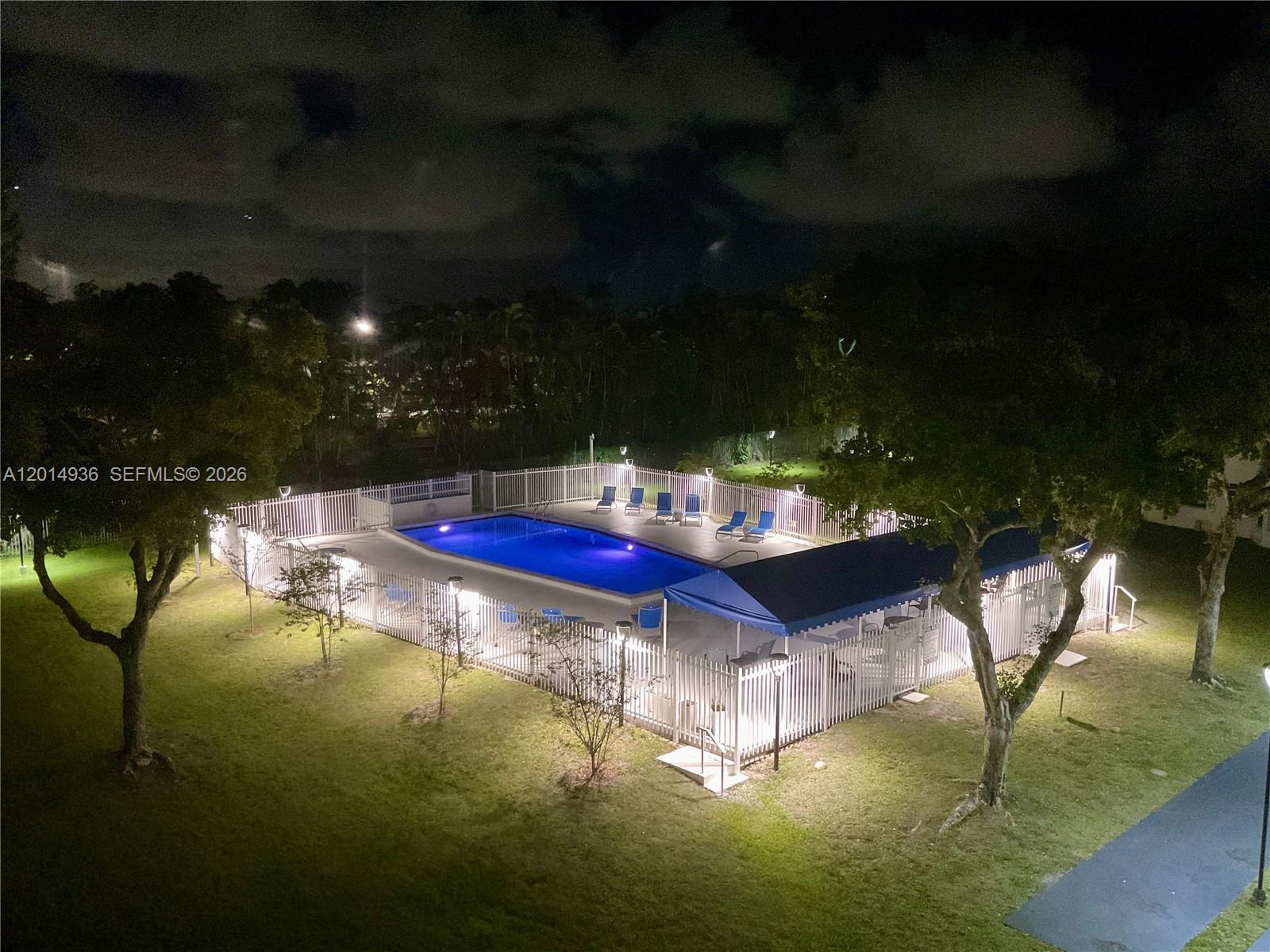 ROLLING GREEN CONDO E - Residential Lease