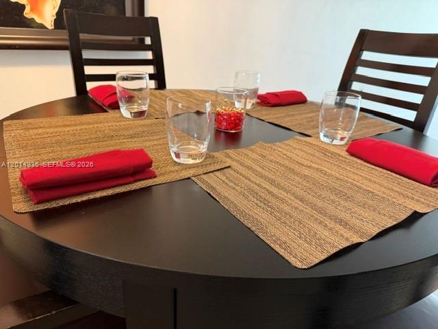 ROLLING GREEN CONDO E - Residential Lease