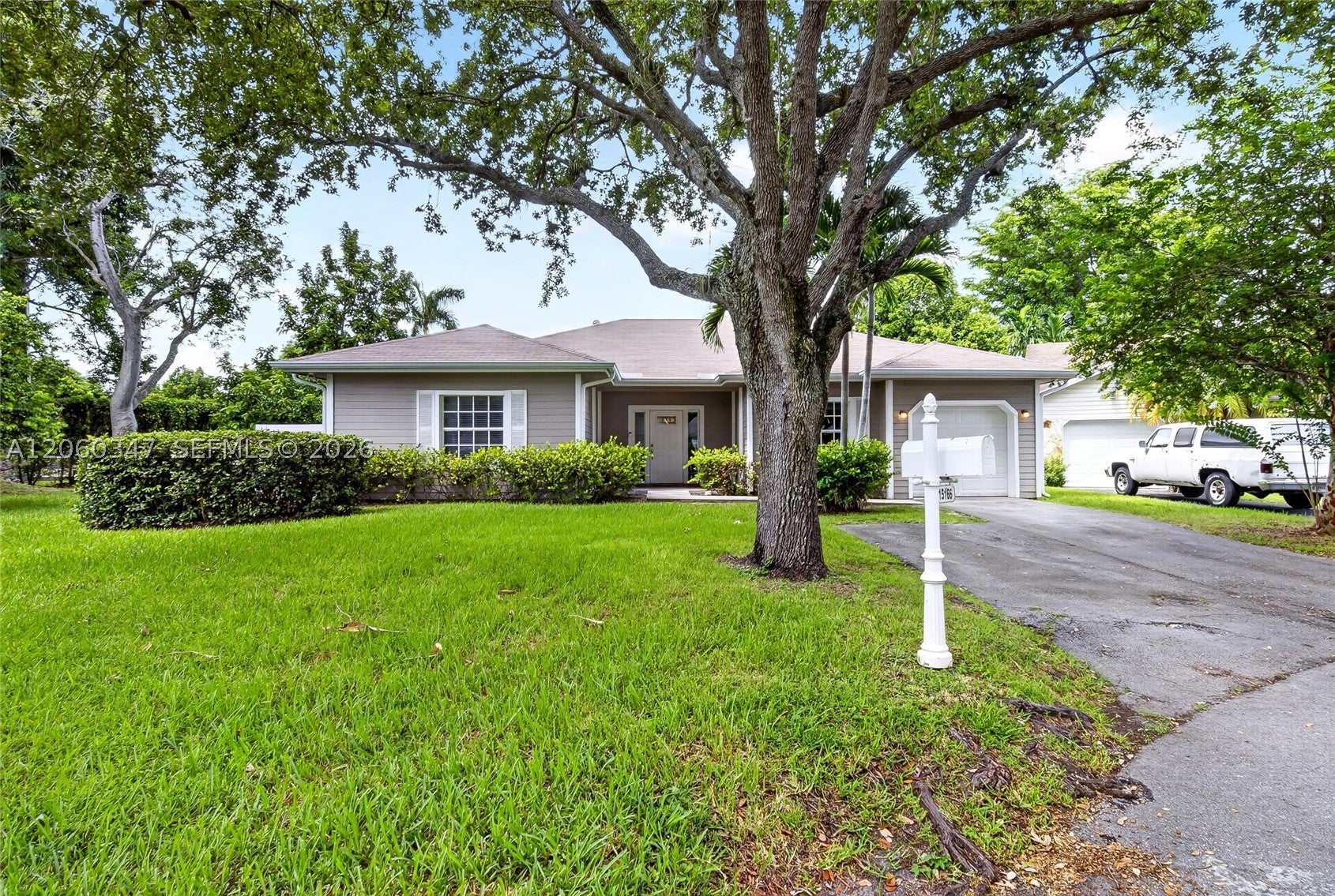 15166 SW 142nd Ct, Miami FL 33186