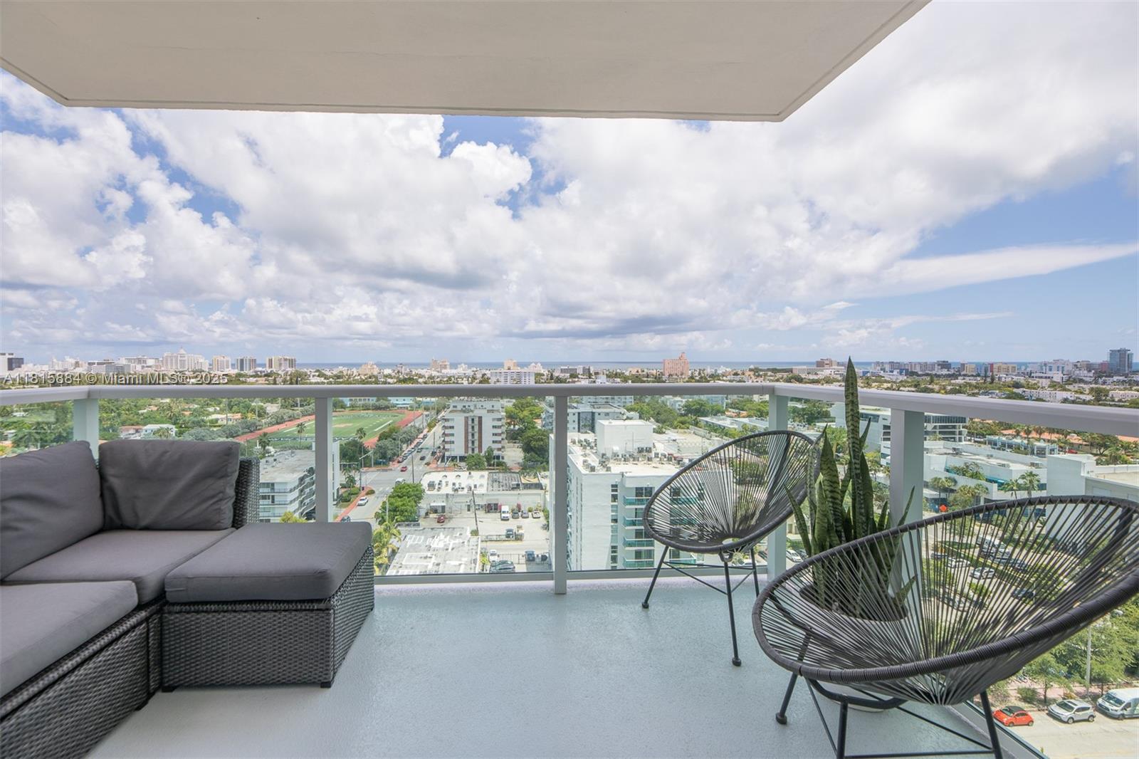 1000 West Ave 1510