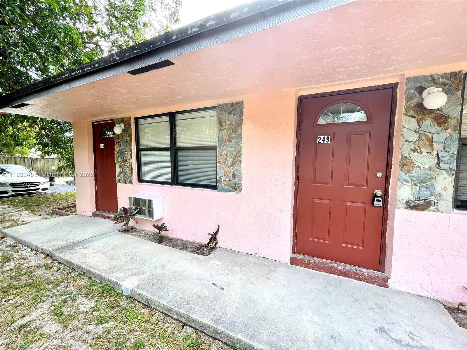 DANIA HEIGHTS EXT - Residential Lease