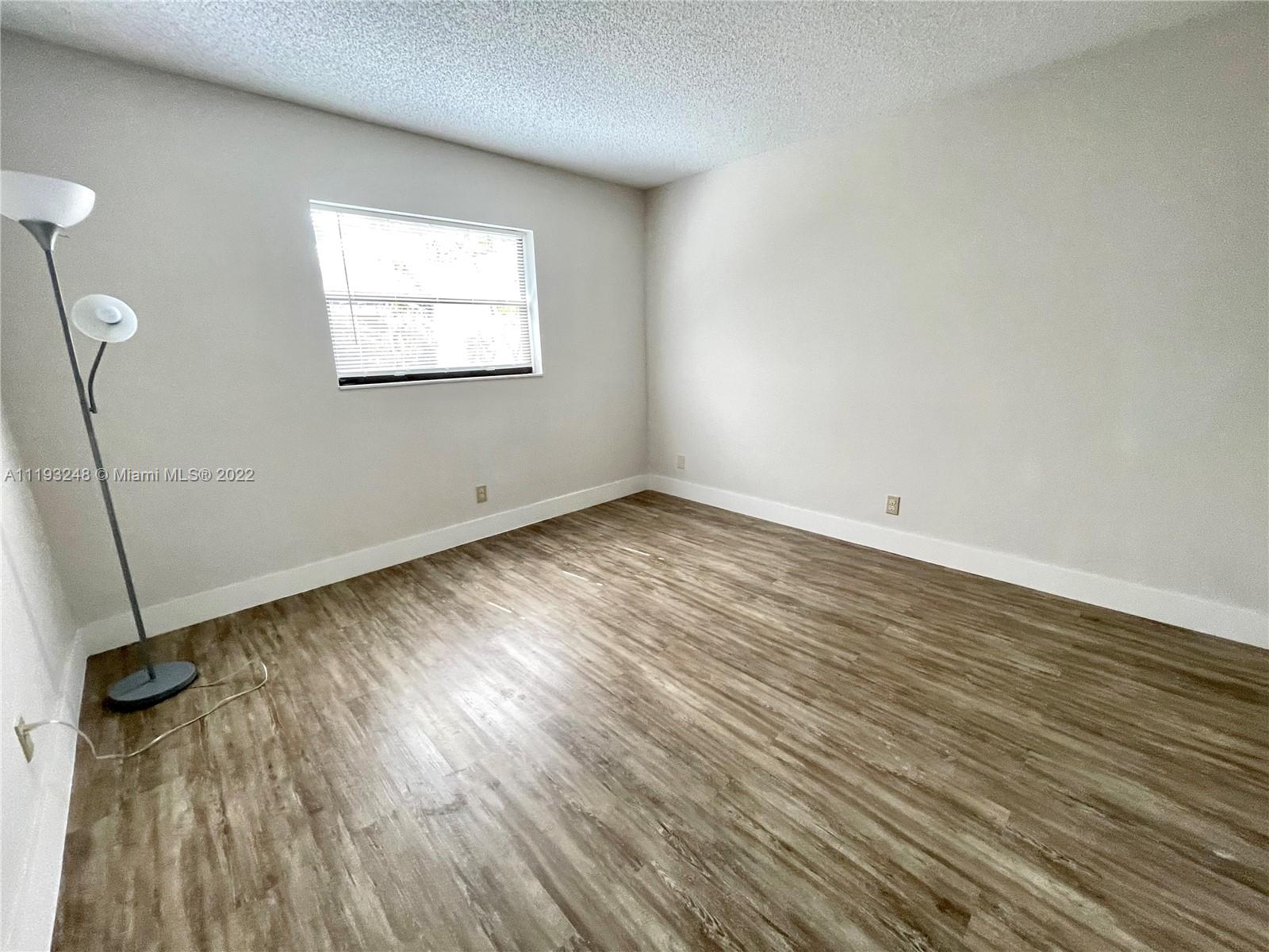 DANIA HEIGHTS EXT - Residential Lease