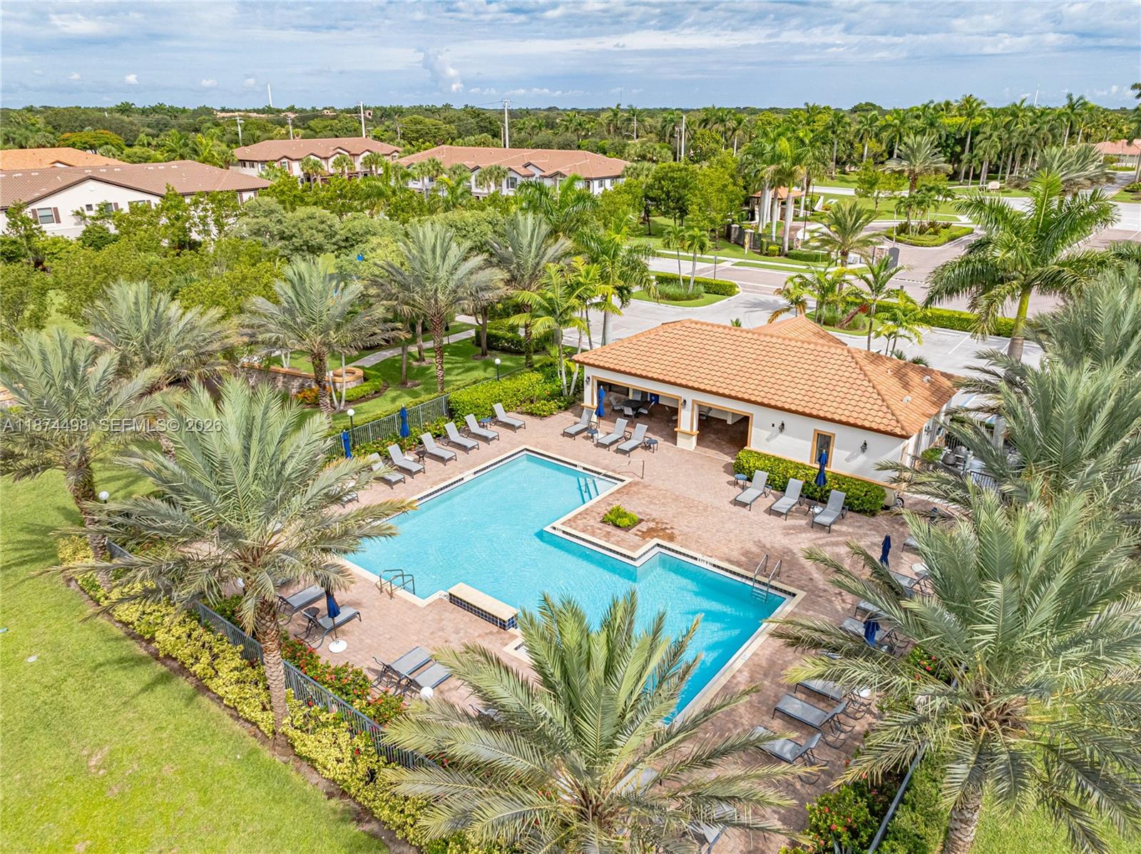 FLAVOR PICT TOWNHOMES PUD - Residential