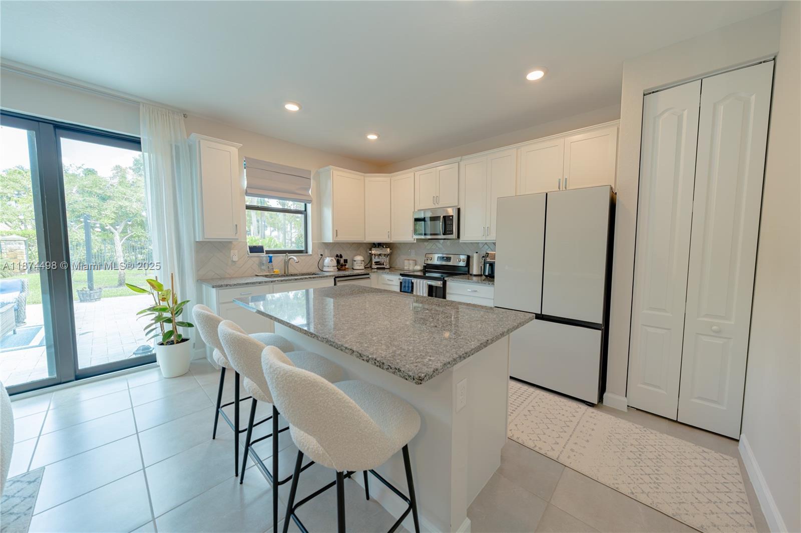 FLAVOR PICT TOWNHOMES PUD - Residential