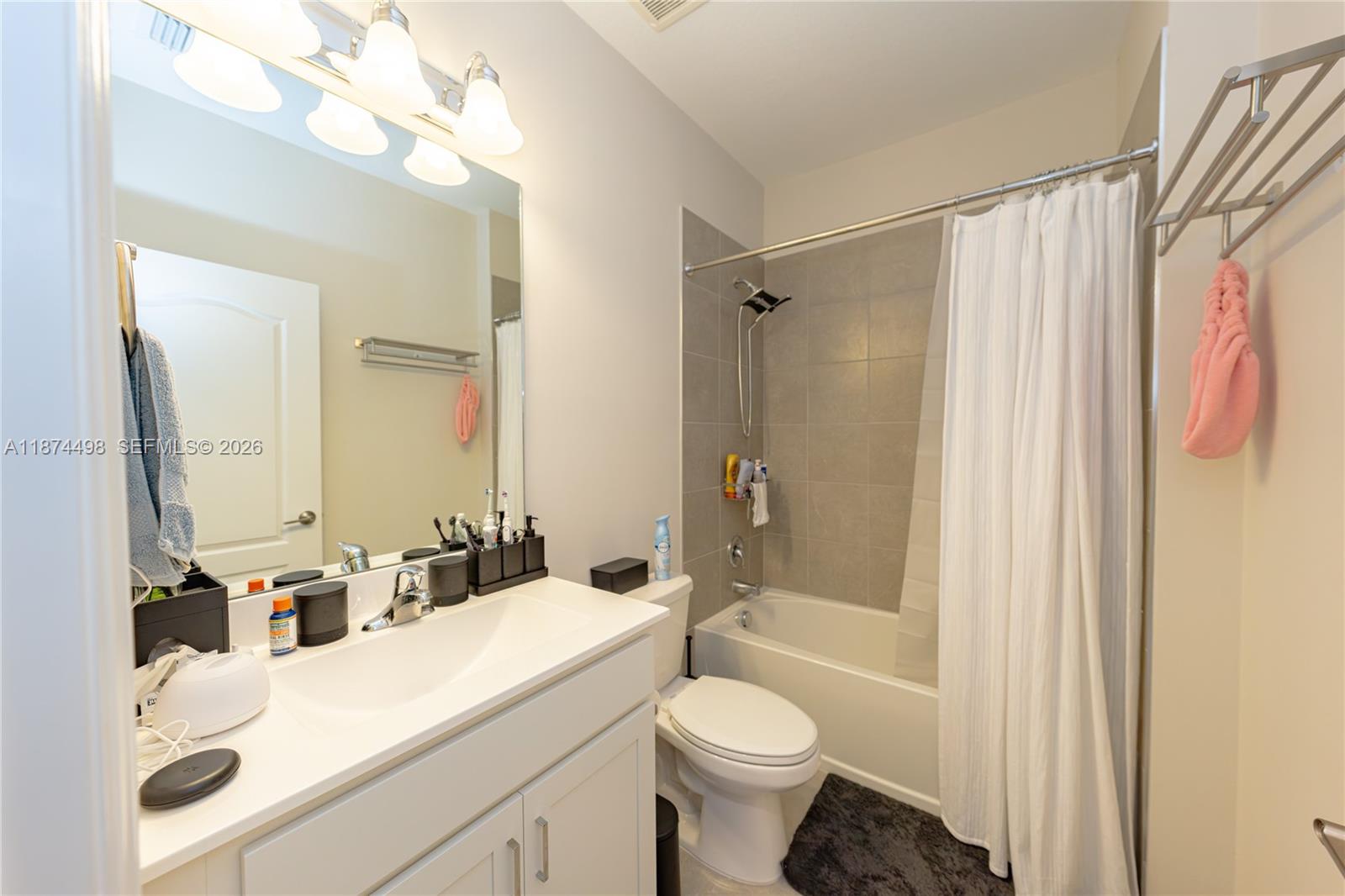 FLAVOR PICT TOWNHOMES PUD - Residential