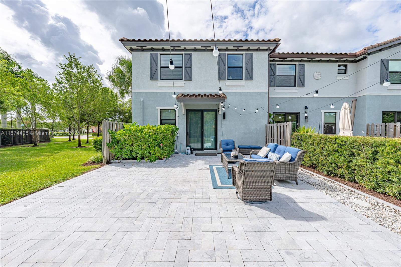 FLAVOR PICT TOWNHOMES PUD - Residential