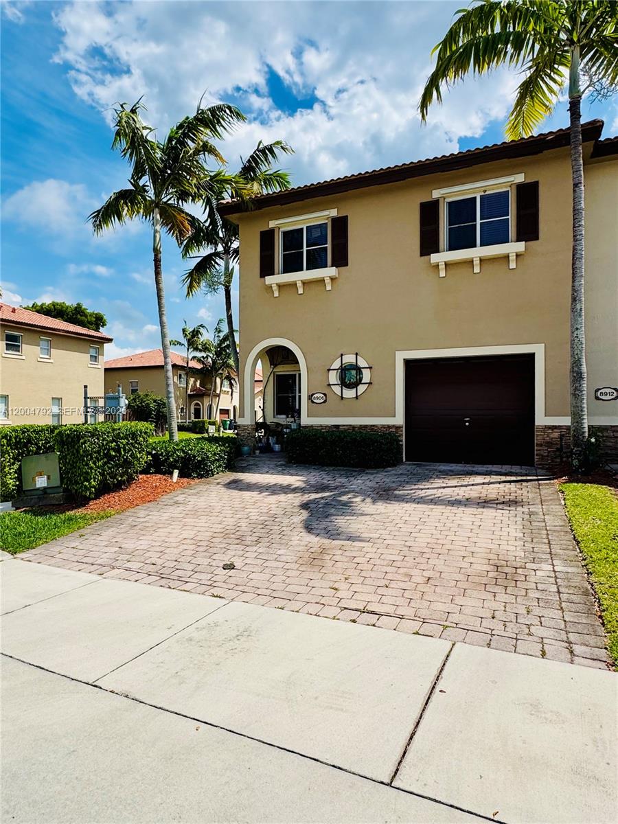 LAKES BY THE BAY JAY - Residential