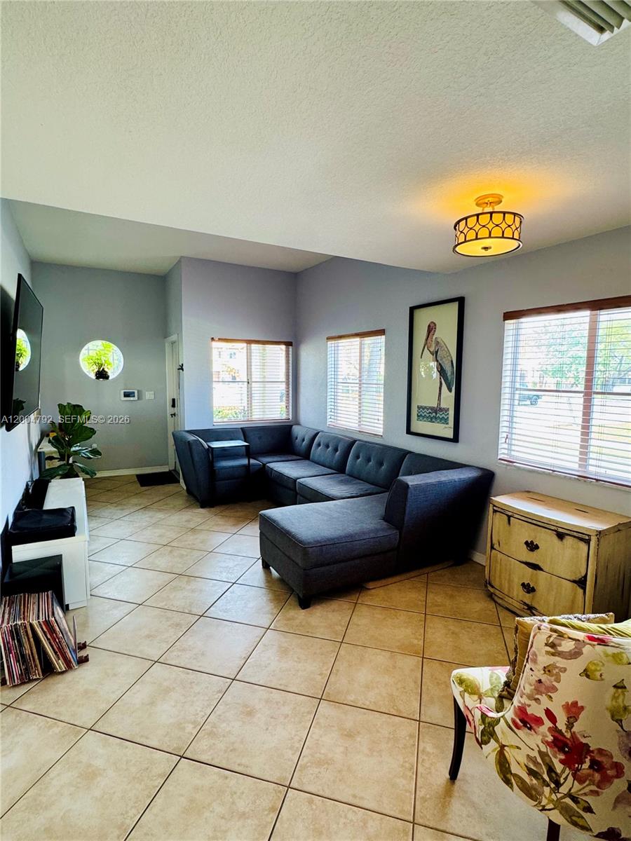 LAKES BY THE BAY JAY - Residential