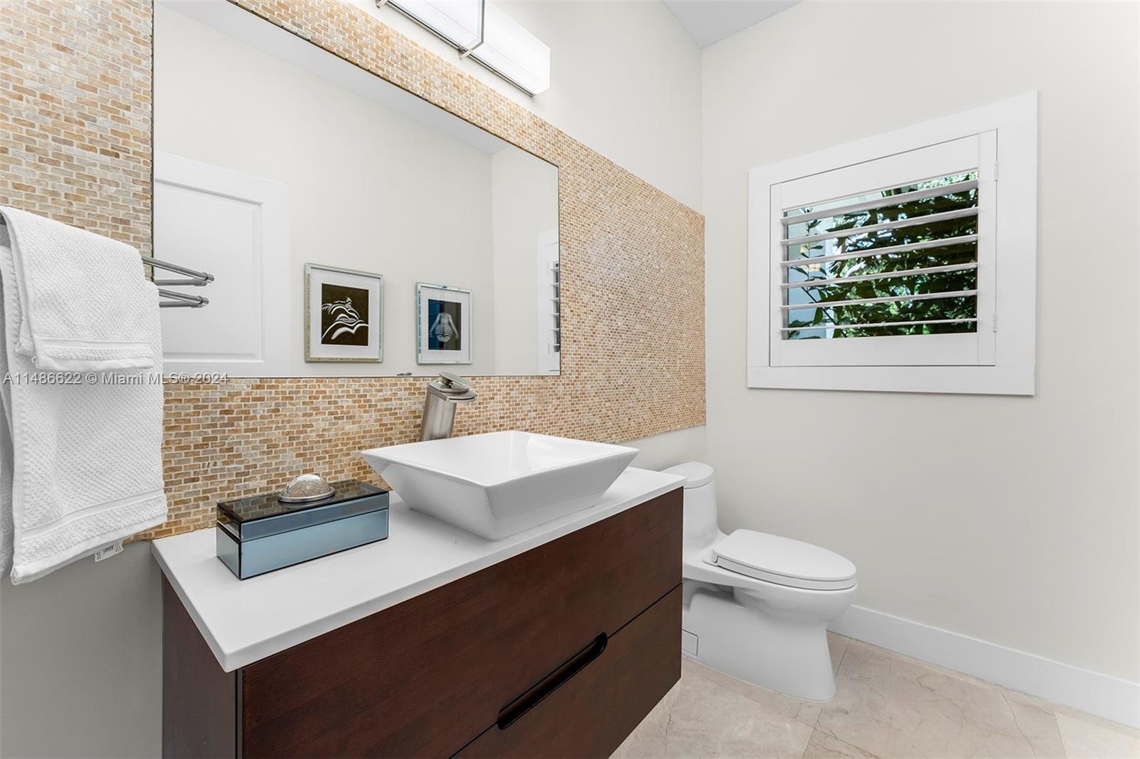 RUNAWAY PINES - Residential