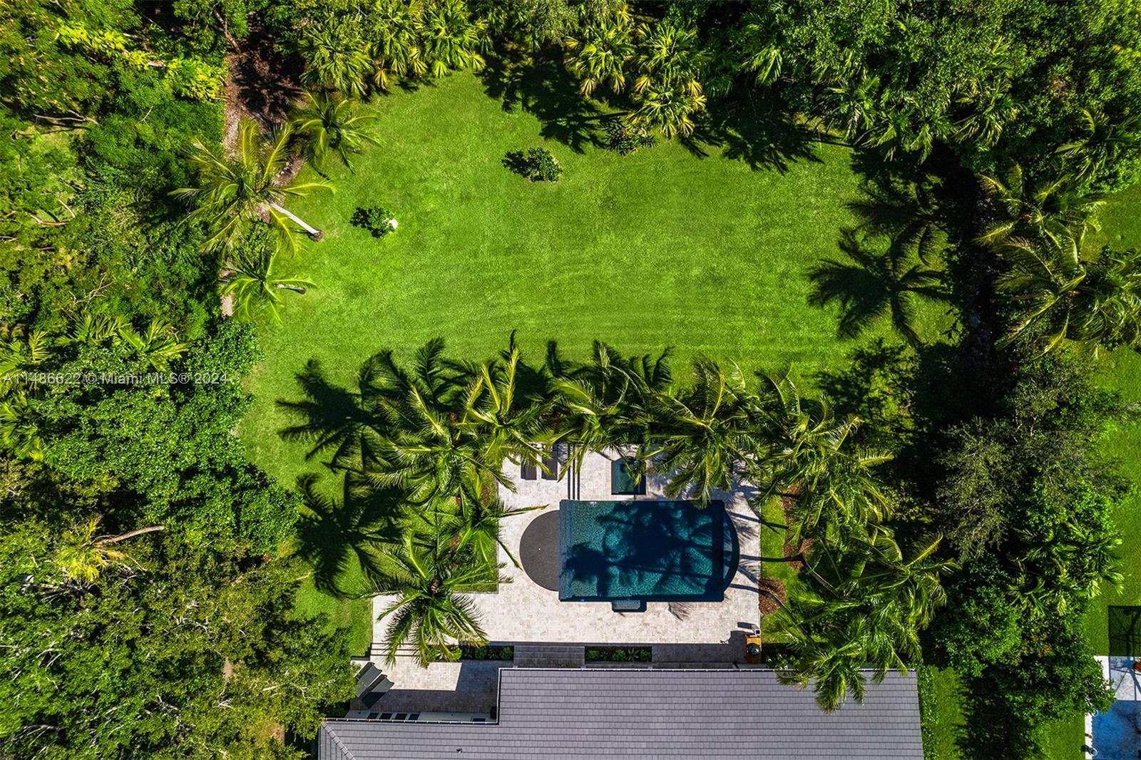 RUNAWAY PINES - Residential