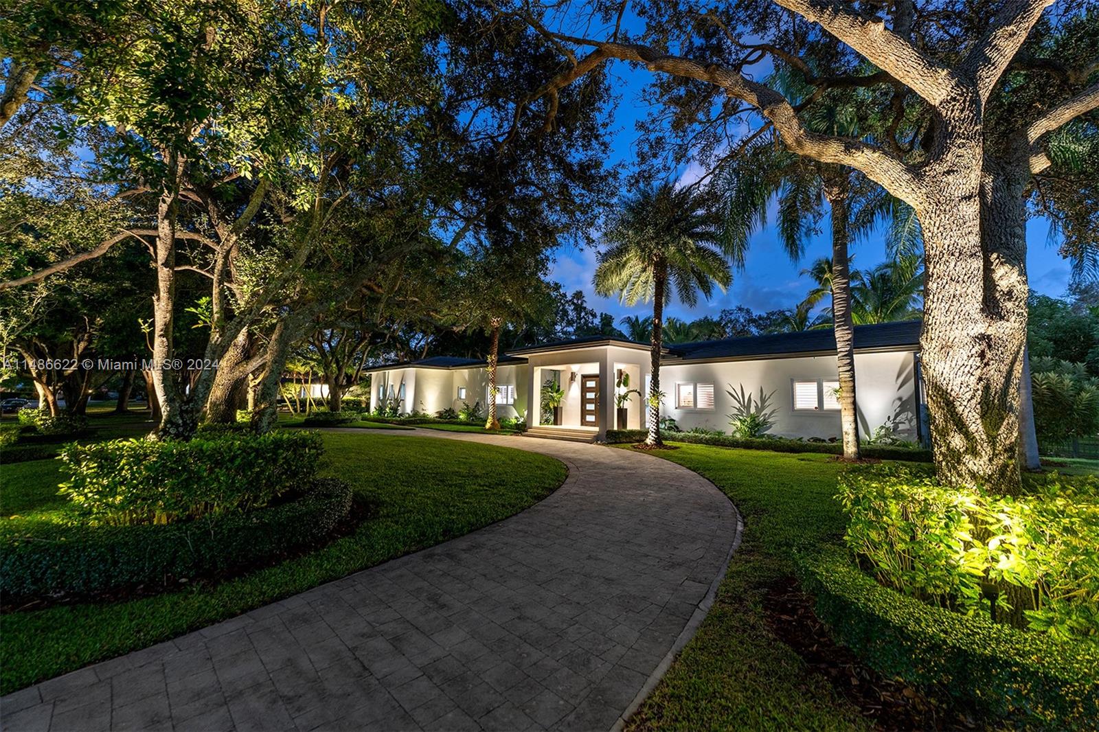 RUNAWAY PINES - Residential