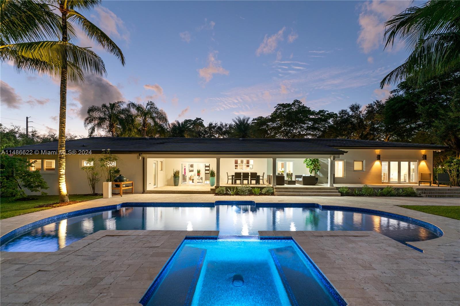 RUNAWAY PINES - Residential