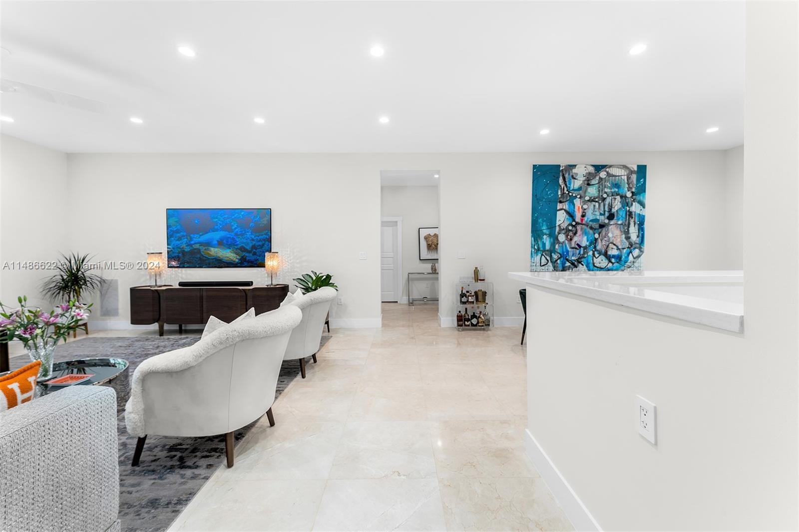RUNAWAY PINES - Residential