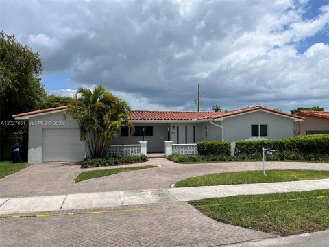 Photo of 6307 SW 93rd Ct, Miami, FL 33173 (MLS # A12027651)