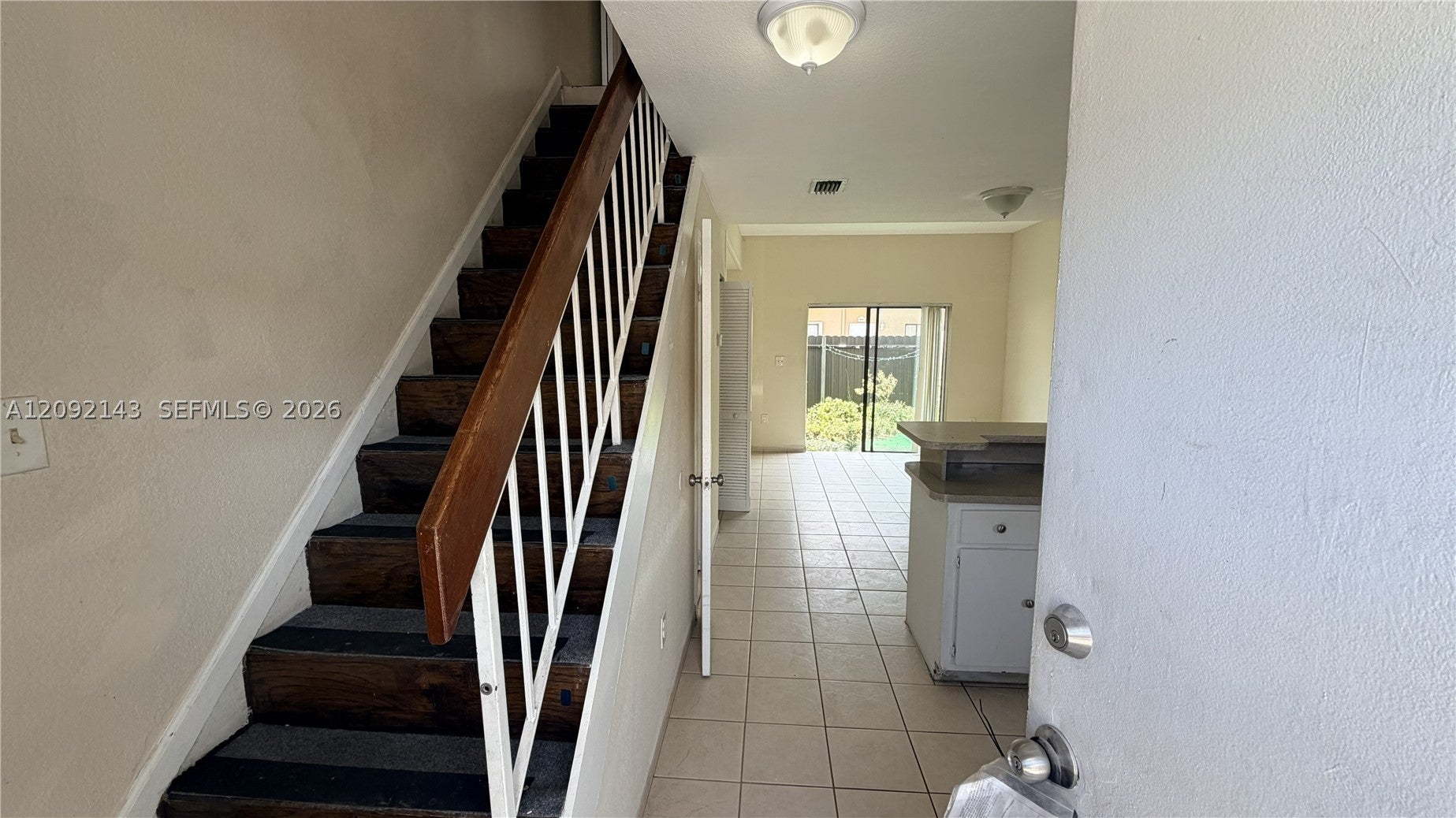 5712 W 25th Ct 5712