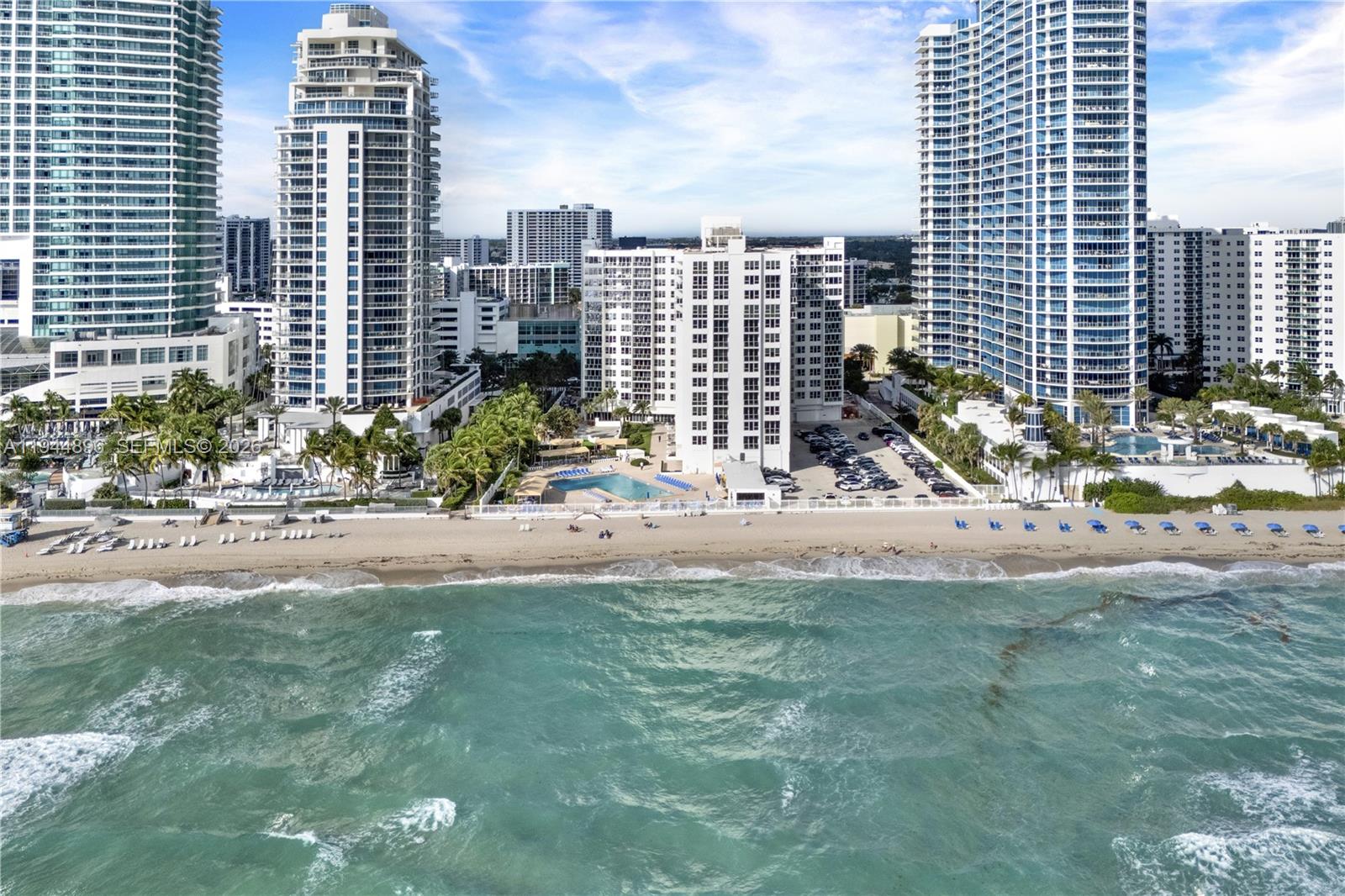 ALEXANDER TOWERS CONDO - Residential