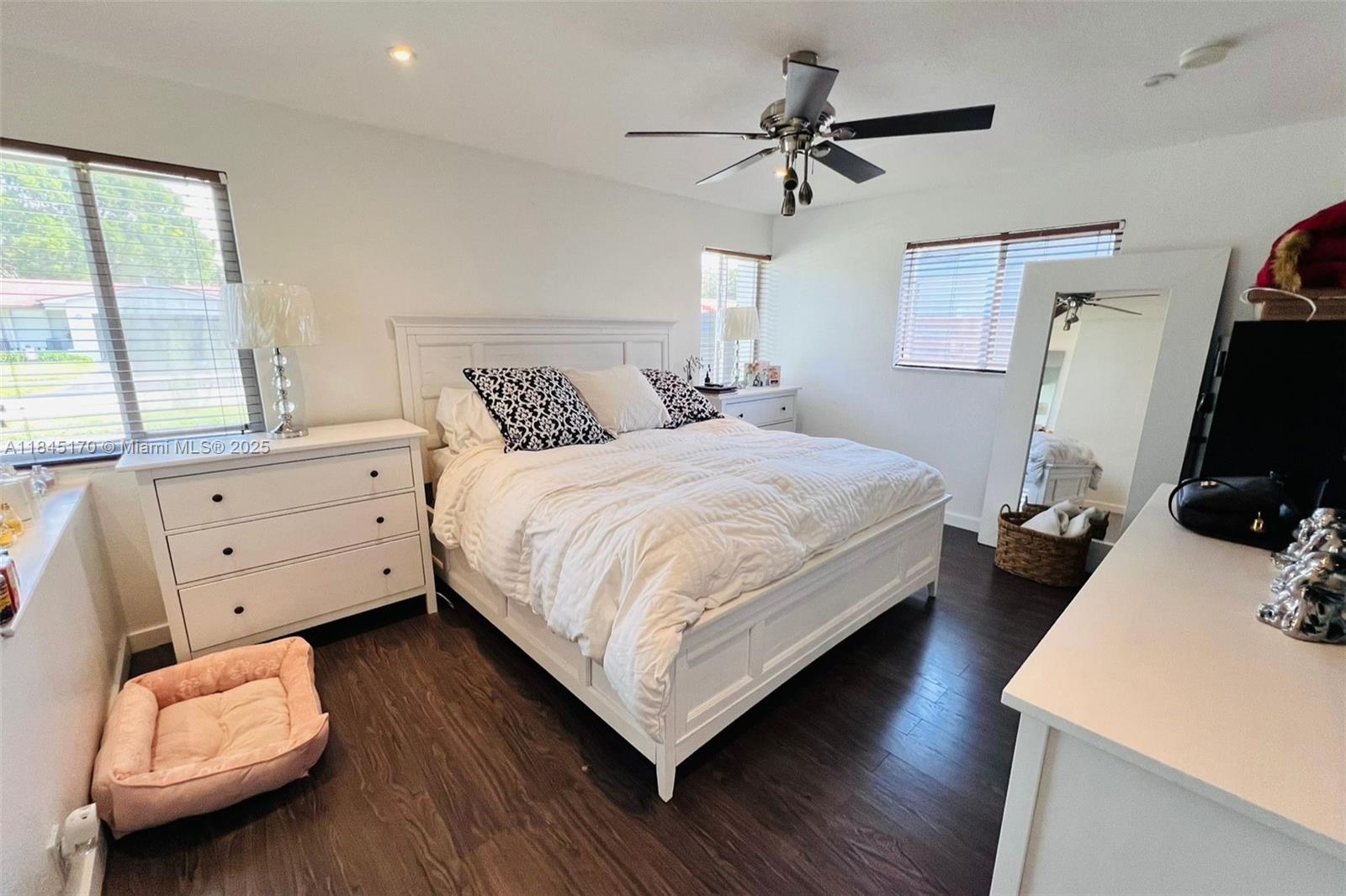 SAGA BAY SEC 1 PT 4 - Residential Lease