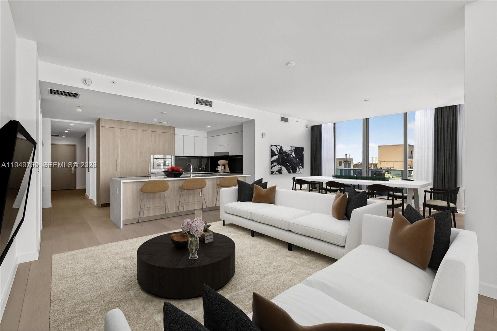 9201 E Bay Harbor Dr UPH02