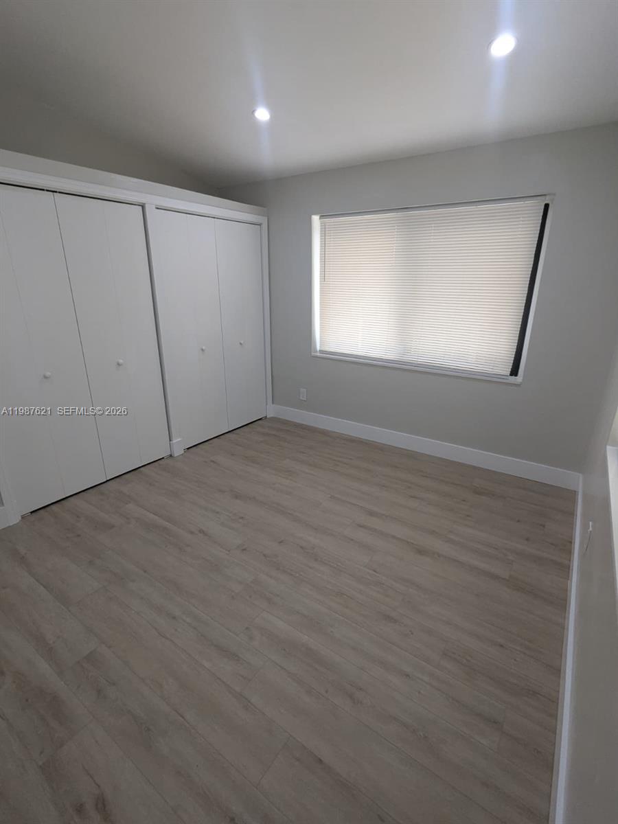 ESSEX VILLAGE 6TH ADDN - Residential Lease