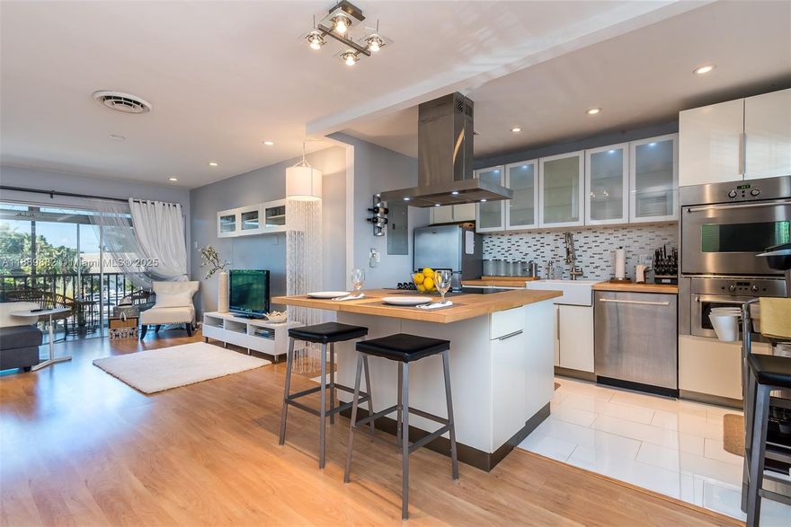 Seasonal Rental – $2,450/mo (available for 6-months) Move-in ready! Chic South Florida getaway in the sought-after Coral Ridge neighborhood! Walk to shops, dining, and the beach. This 2nd-floor walk-up is offered fully furnished. Enjoy boutique waterfront living with direct canal and pool views from your oversized 24’ enclosed terrace spanning the entire condo—accessible from both the bedroom and living area. Custom kitchen with stainless steel appliances and chef’s island with bar seating. Neutral wood/tile floors throughout. Golf course just 2 blocks away. Includes 2 parking spots. 34’ boat dockage, $10/foot (no fixed bridges). Pet-friendly! Amenities: pool, bike rack, washer/dryers.