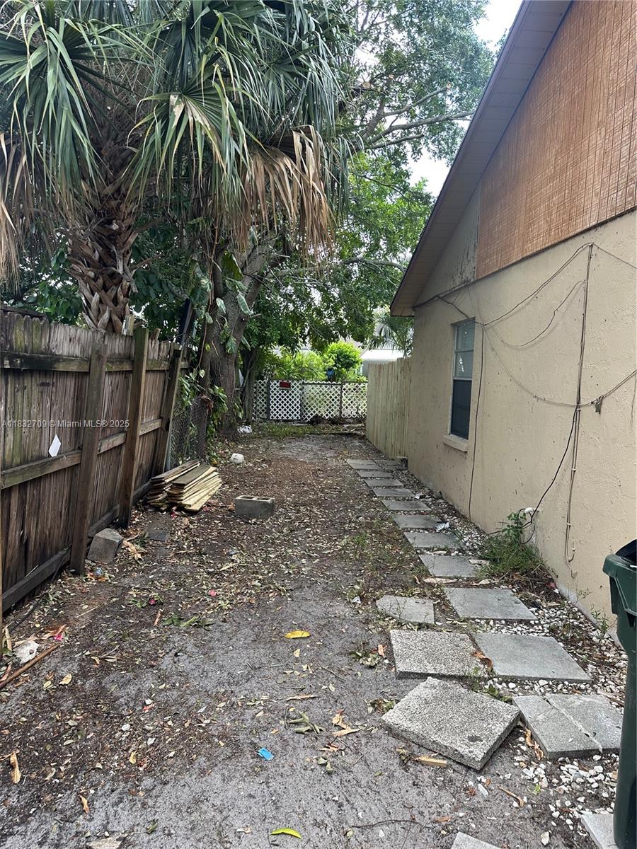 3815 S 57th Ave south