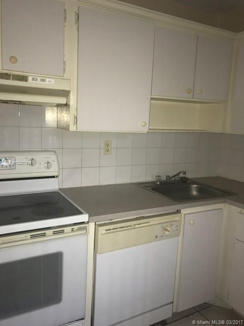 Bleau Grotto Condo - Residential Lease