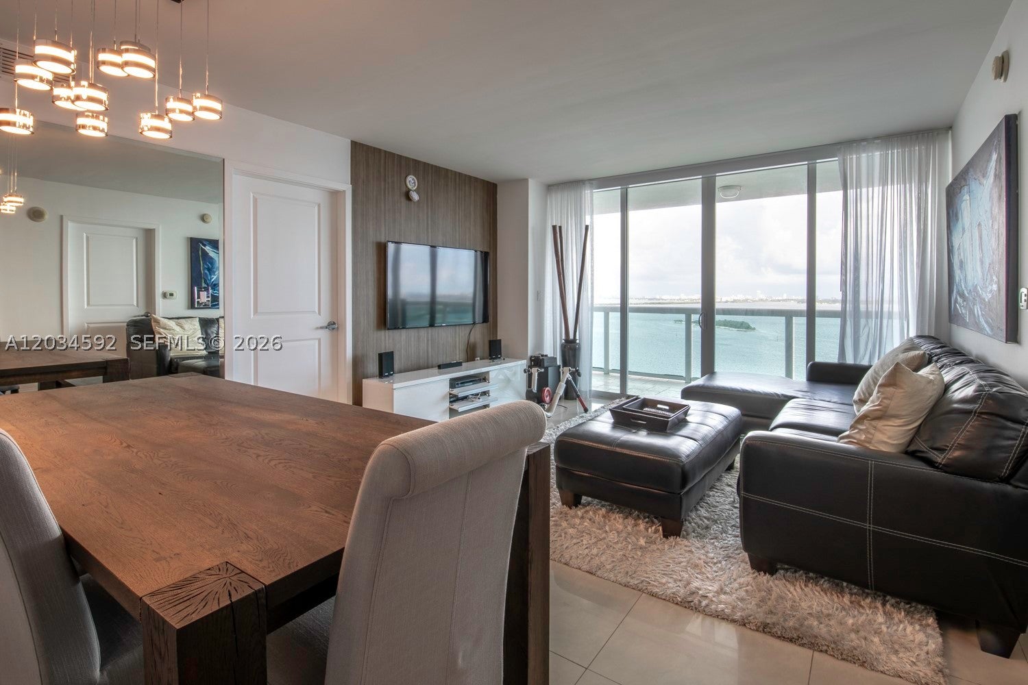 1800 N Bayshore Dr 2209