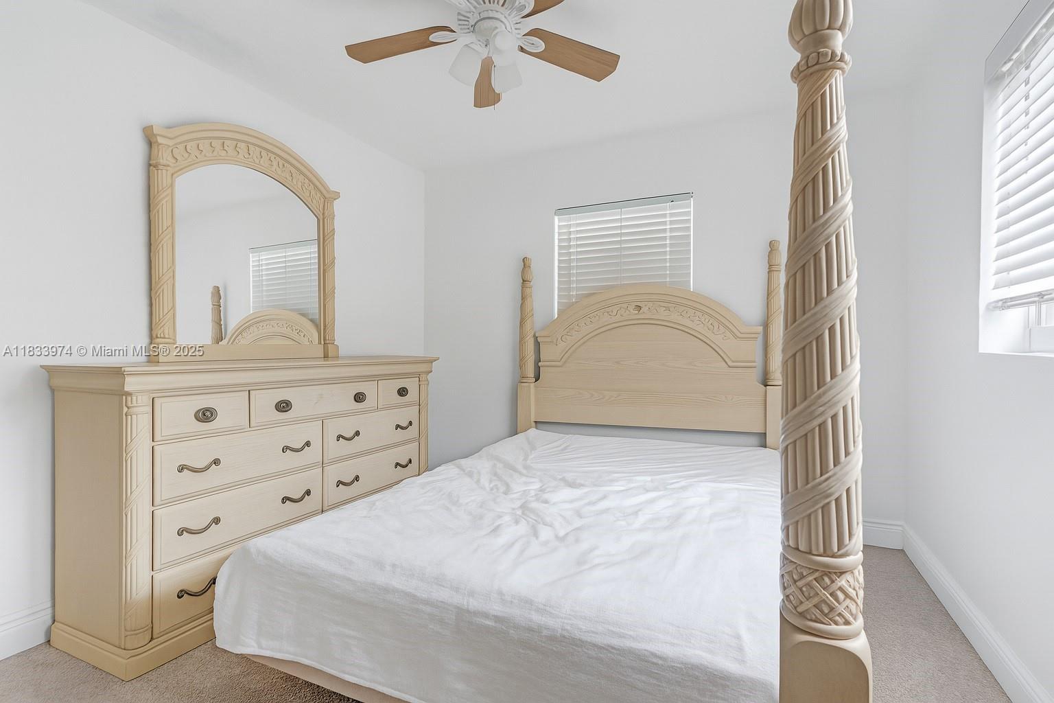 ROYALE GREEN SEC 1 - Residential