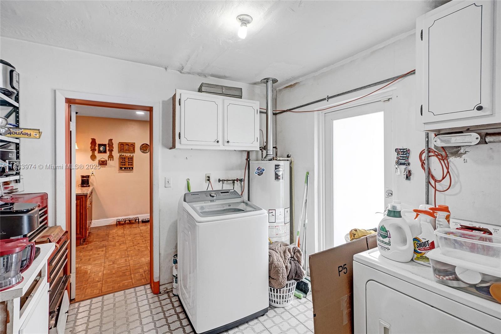 ROYALE GREEN SEC 1 - Residential