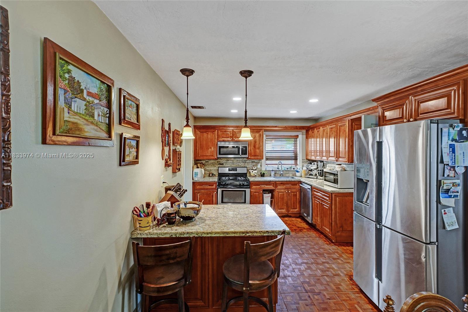 ROYALE GREEN SEC 1 - Residential