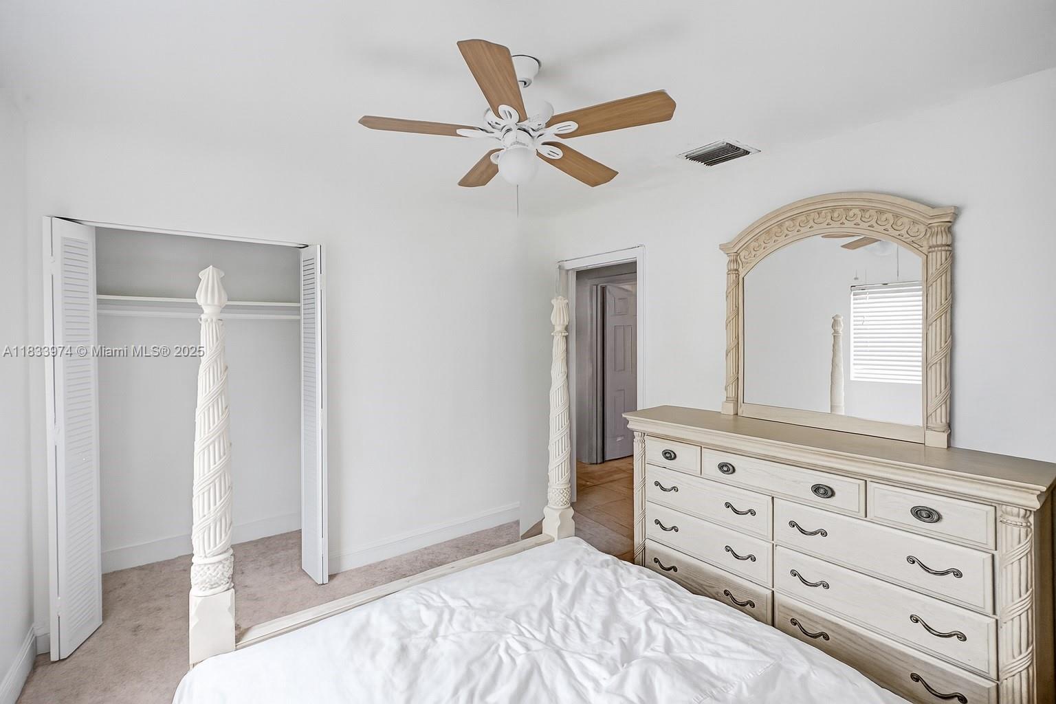 ROYALE GREEN SEC 1 - Residential