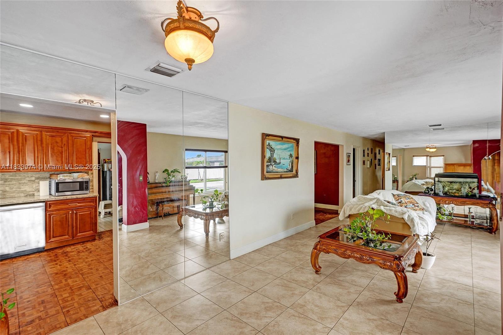 12763 SW 45th Ter, Miami, FL, 33175/$755,000 2 12763 SW 45th Ter