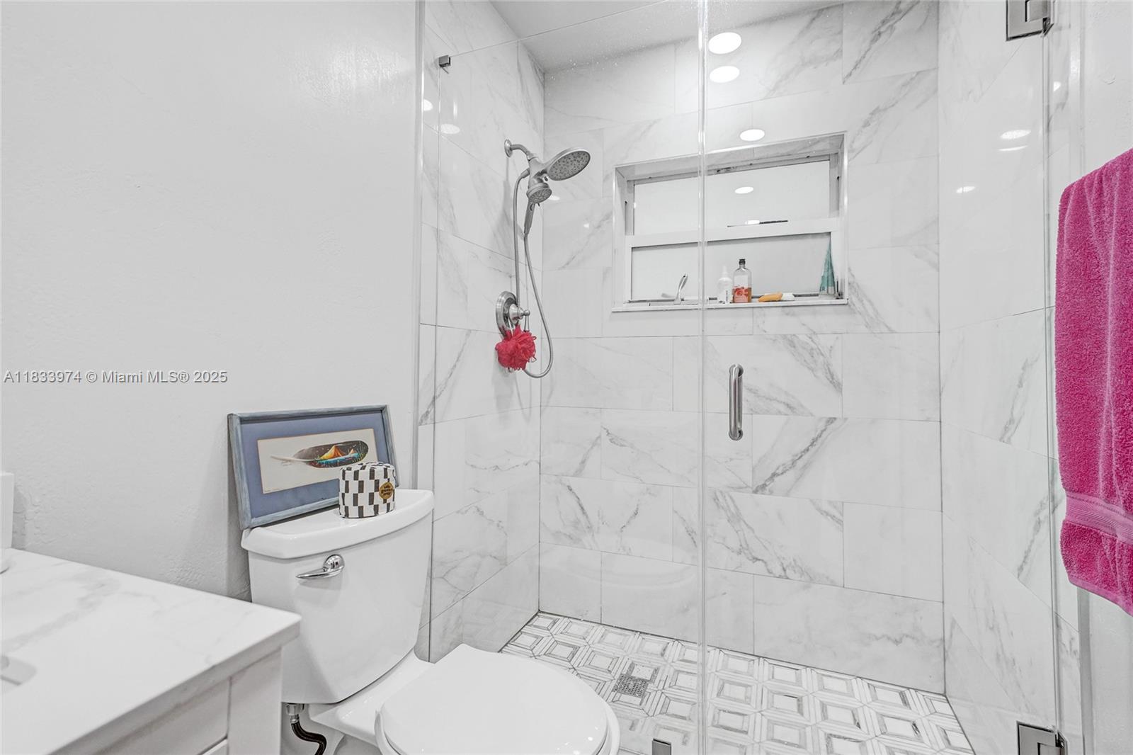 ROYALE GREEN SEC 1 - Residential