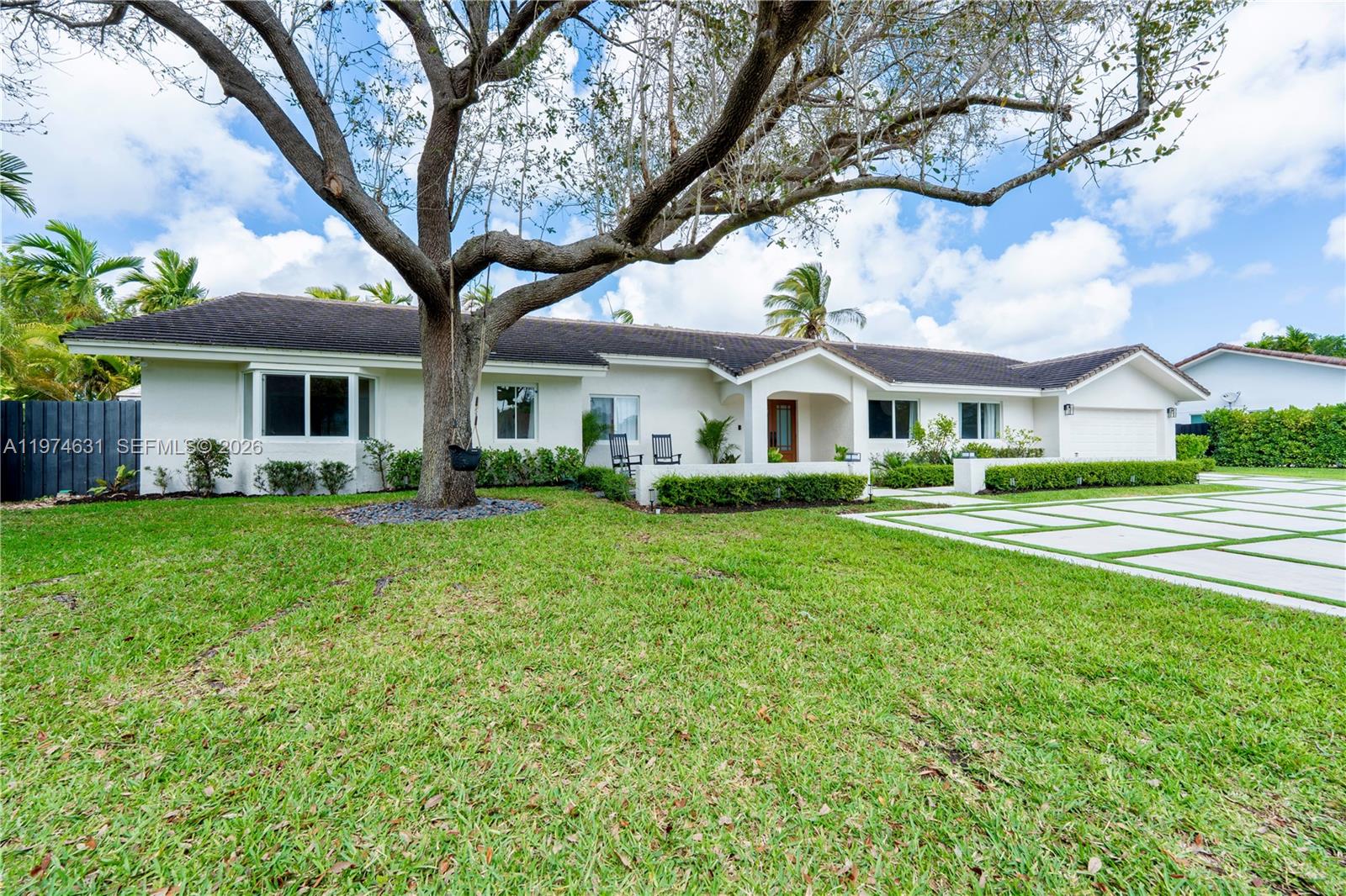 PINEWOOD ESTATES - Residential